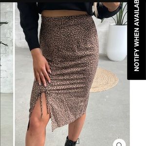 NWOT Vero Moda Lila Midi Skirt